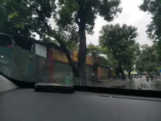 Phở Hồng Cổ Nhuế