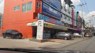Khawtm Lung Sr