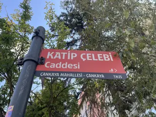 Katip Çelebi Sokak
