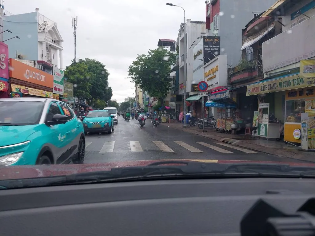 Bánh mì chay - giao tận nơi