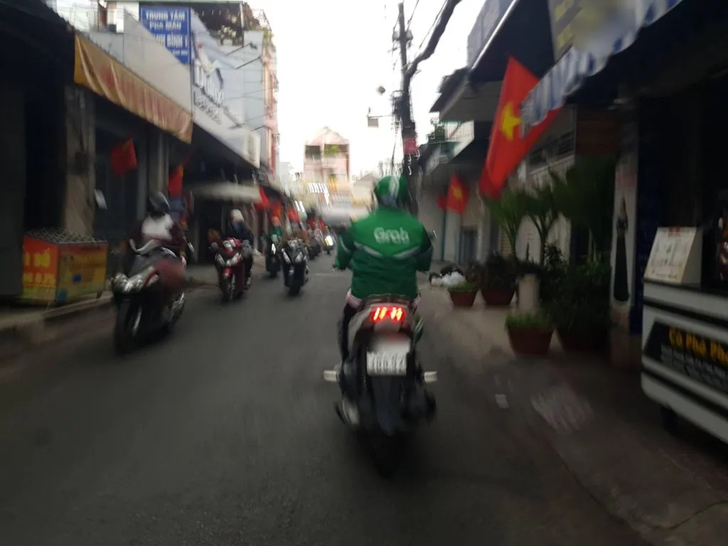 Bác Sĩ Nguyễn Sơn Lam