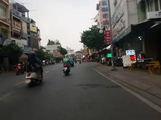 Tài Nguyễn Store