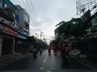 Hà Ve Chai Quán