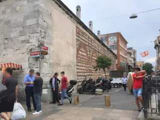 Anar Kardeşler Köftecisi