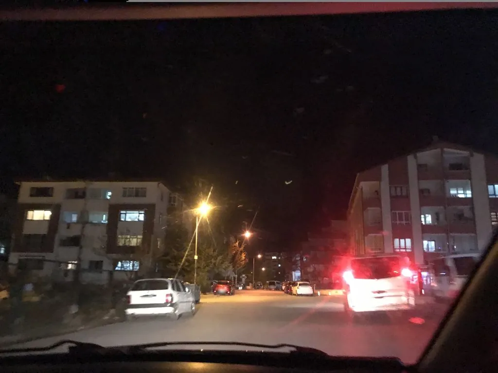 Aoc Birlik Mahallesi Satıs Magazası