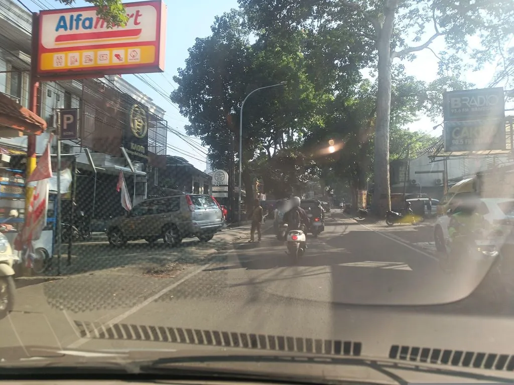 Waroeng Uduk Bu Susi Sabur.