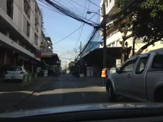 กรุงเทพ-นนทบุรี 13 (ไสวสุวรรณ)