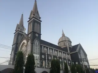 Anh Thợ Xăm Vui Vẻ - Bình Dương