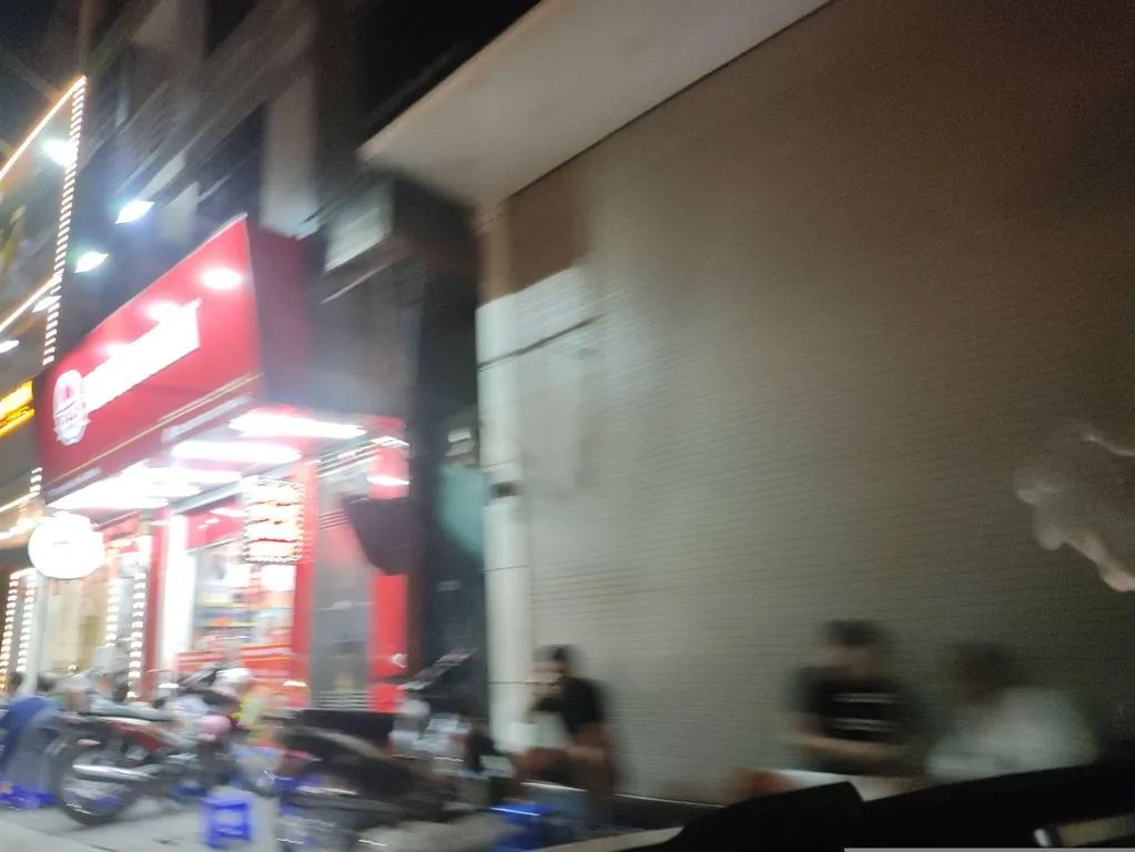 Bánh cuốn nóng Thuỵ khuê