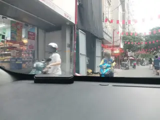 Du thuyền Hạ Long