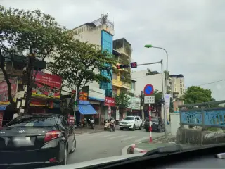 Trường THPT Nguyễn Du