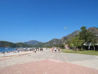 Cloud 9 beach restaurant & bar
