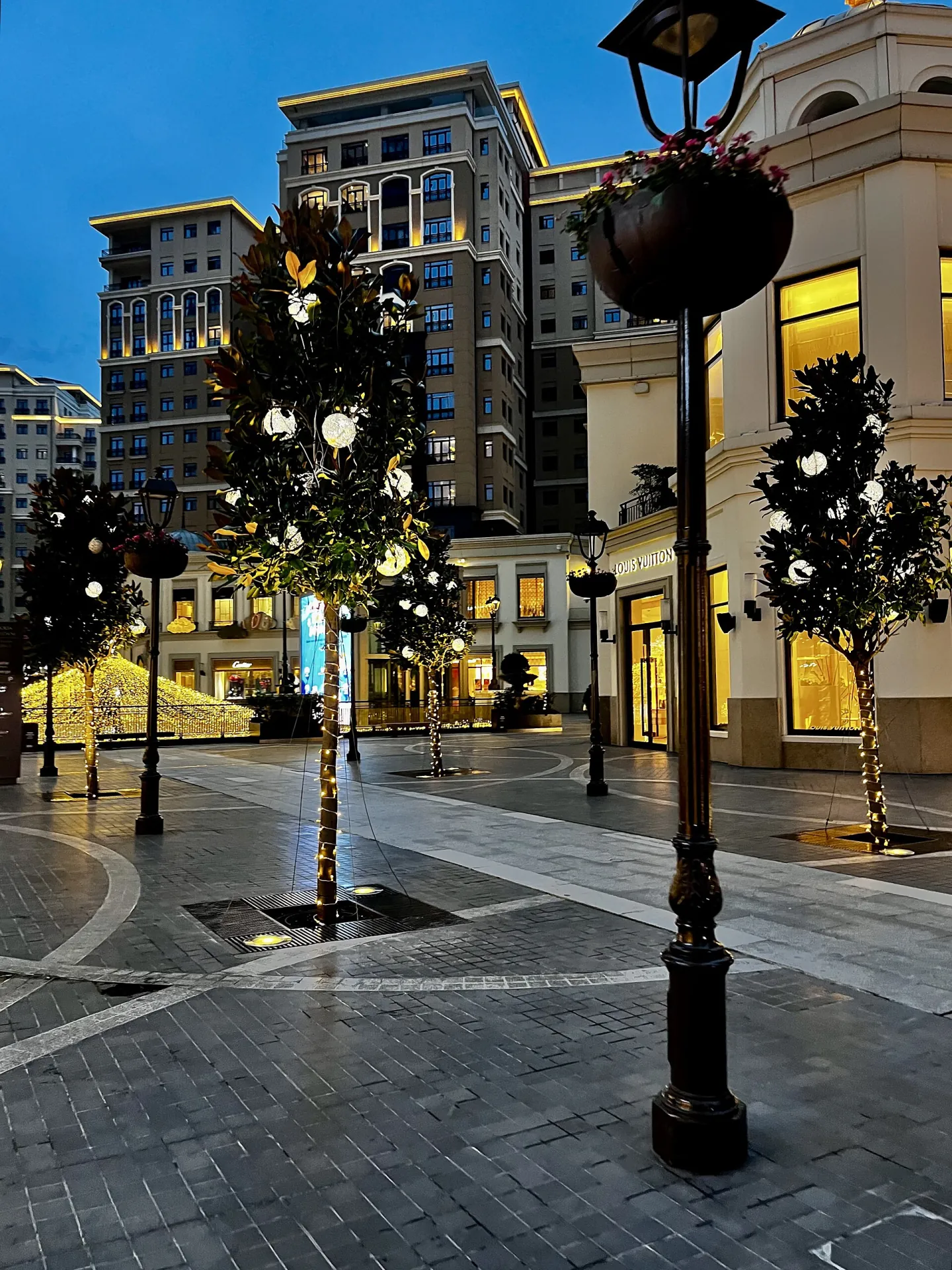 Huqqa Emaar Square Mall