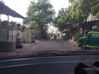 Gà nướng cơm cháy