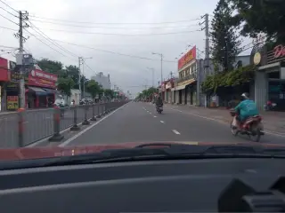 Cafe kem sân vườn Đồng Quê