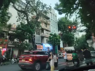 Phú Gia Quán - N03T2 khu Ngoại Giao Đoàn