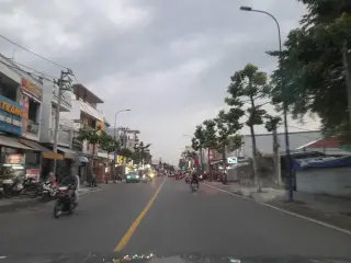 Bánh Mì Chảo Rô Hăng