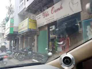 Tiệm vẽ áo dài Đình Tuấn