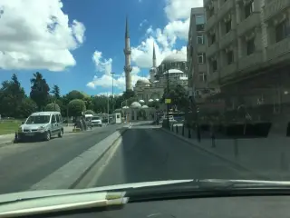 Sarı Kırmızı