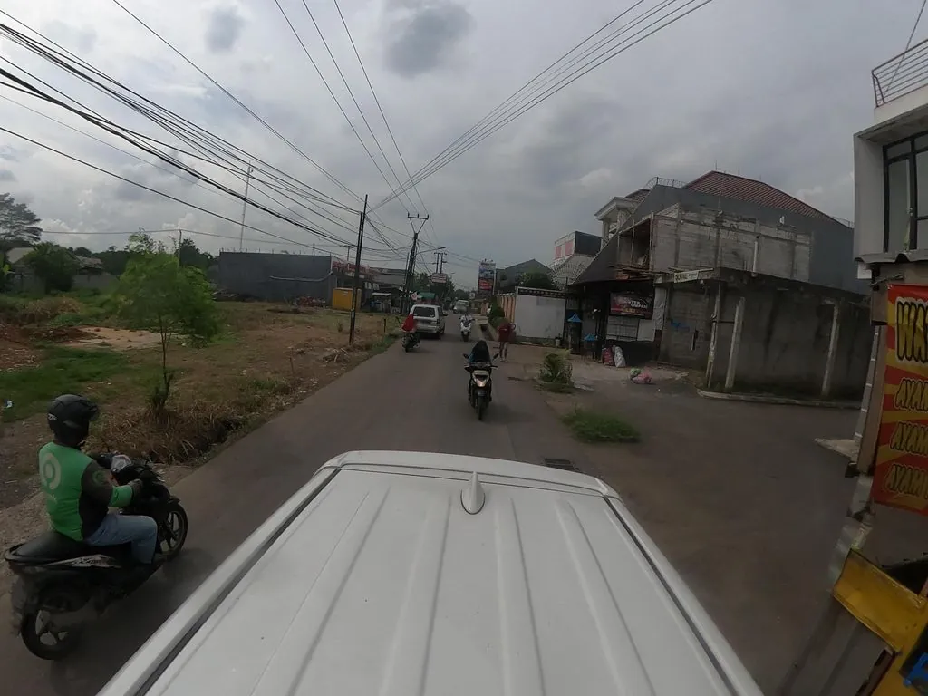 Pecel Lele Sambel Petir Mas Bro