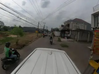 Pecel Lele Sambel Petir Mas Bro