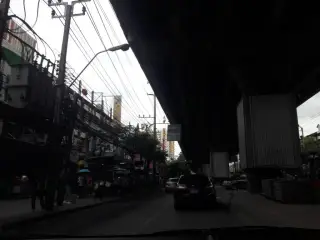 Bungaraya Halal Restaurant (hxng xahar buhnga ra ya)