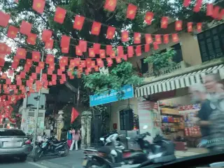 Cafe Vĩa Hè