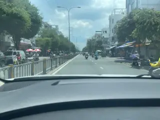 Bùng Binh Cây Gõ