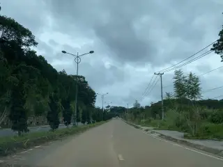 Tiệm nướng NHÀ BÊN SUỐI