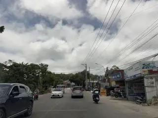 Tiệm cà phê 36 Dã Chiến - Đà Lạt. Cà phê pha máy, Kem bơ, Sinh tố bơ, Trà sữa đậm vị