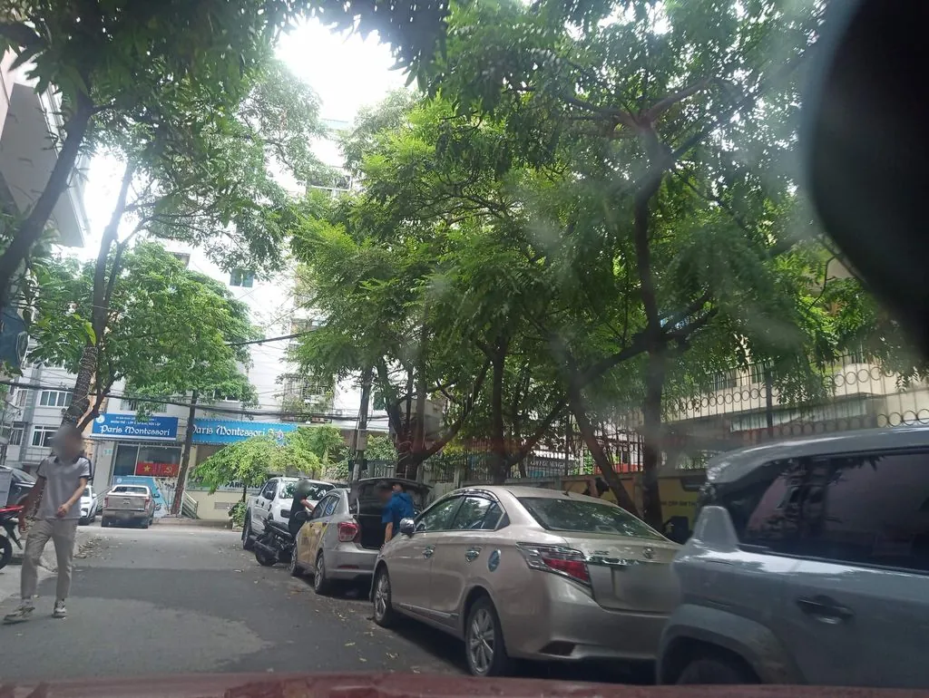 Nhất Long Cafe