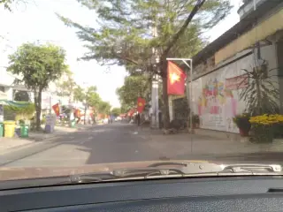 VẠN HƯNg PhÚ