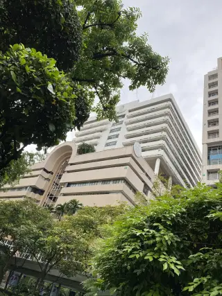 ICU MED2, Siriraj Hospital — фото 4
