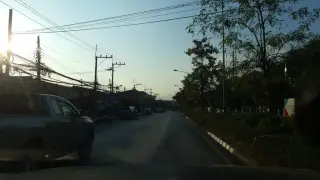 Mae Co Khlinik Laeb Trwc Leuxd Trwc Sukhphaph Santhray