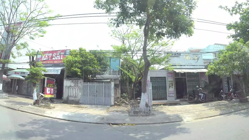 Tiệm Cà Phê Trà Chanh Bụi Phố