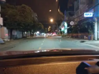 Heo Quay Tám Son