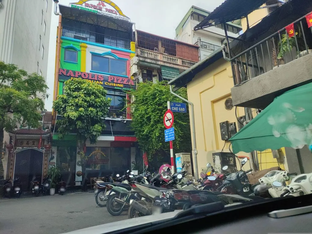Banh Mi MAMA
