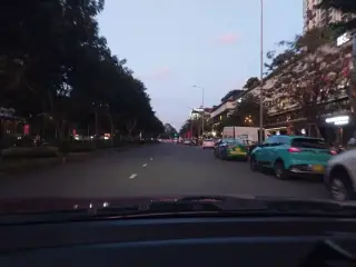 Siêu Thị Genshai Vista Verde