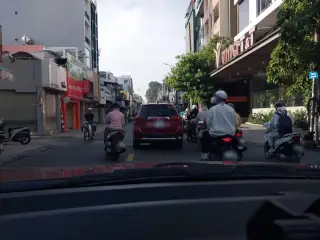 Sneakerzone.vn