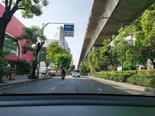ซับซีโร่ ไอซ์สเก็ต คลับ สุขุมวิท-เอกมัย