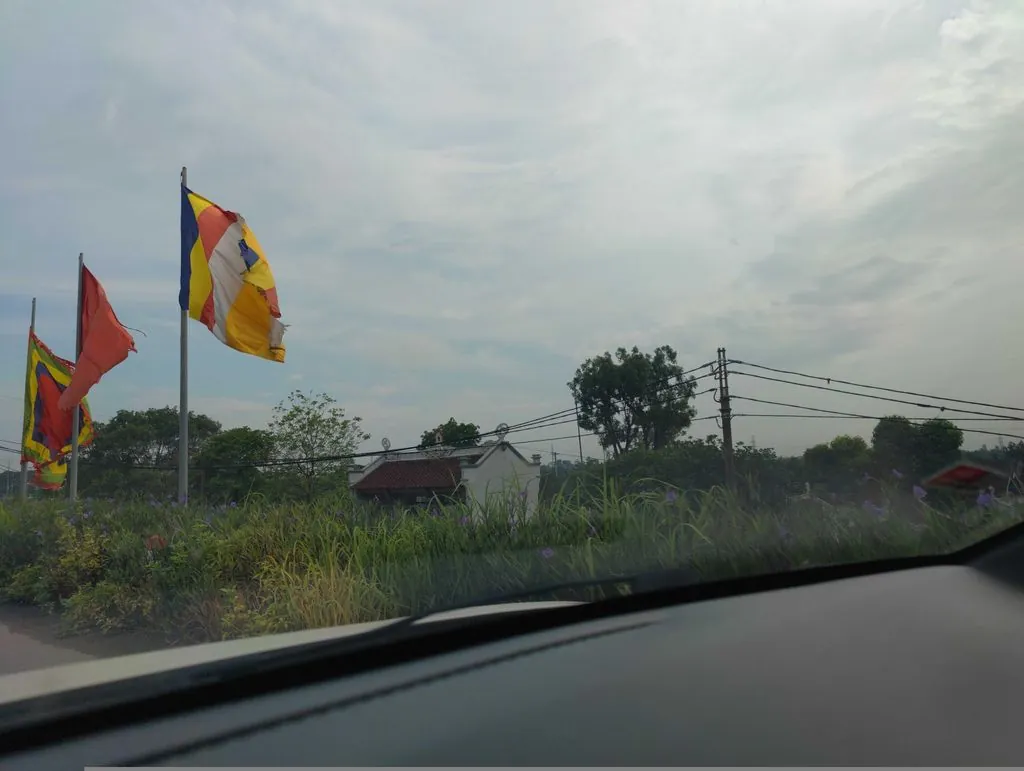 Chùa Đôi Hồi Đền Tam phủ