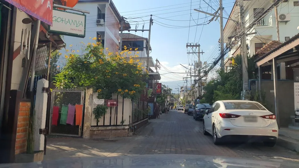 Soi 8 Social Lounge