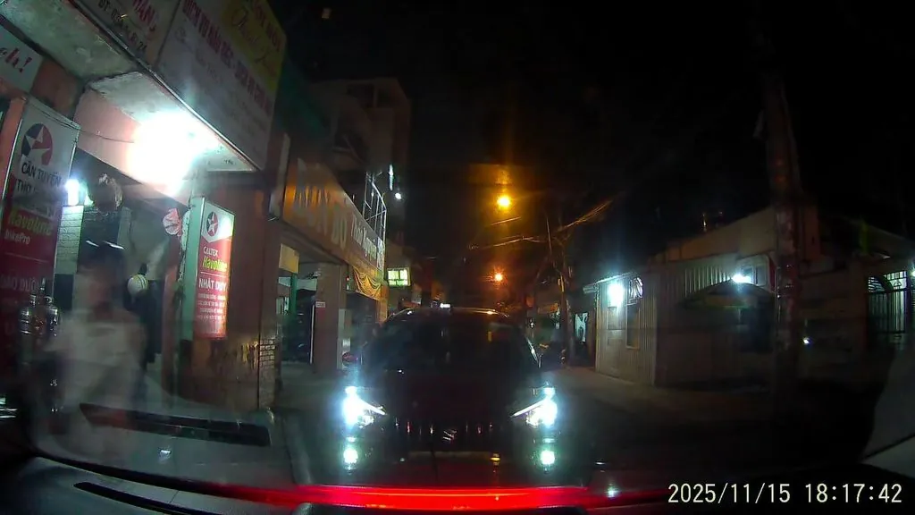 Cửa Hàng Luxd