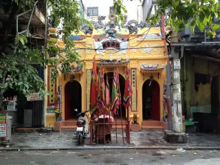 Nhân Restaurant