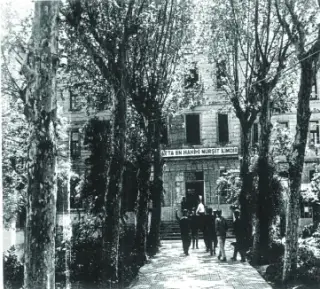 Kadıköy Anadolu Lisesi — รูปที่ 2