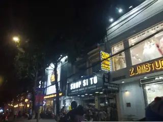 Gà Quay Soạn nhiên
