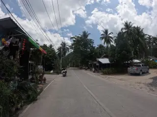 Pae Pae bike and car for rent
