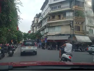 Nhà Thuốc Tư Nhân Lê Hữu Tiến