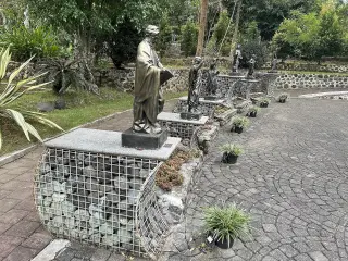Taman Doa Bunda Maria Pelindung Keluarga
