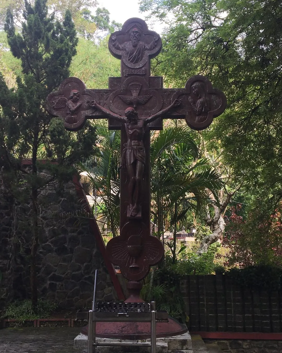 Novena Tiga Gua Maria